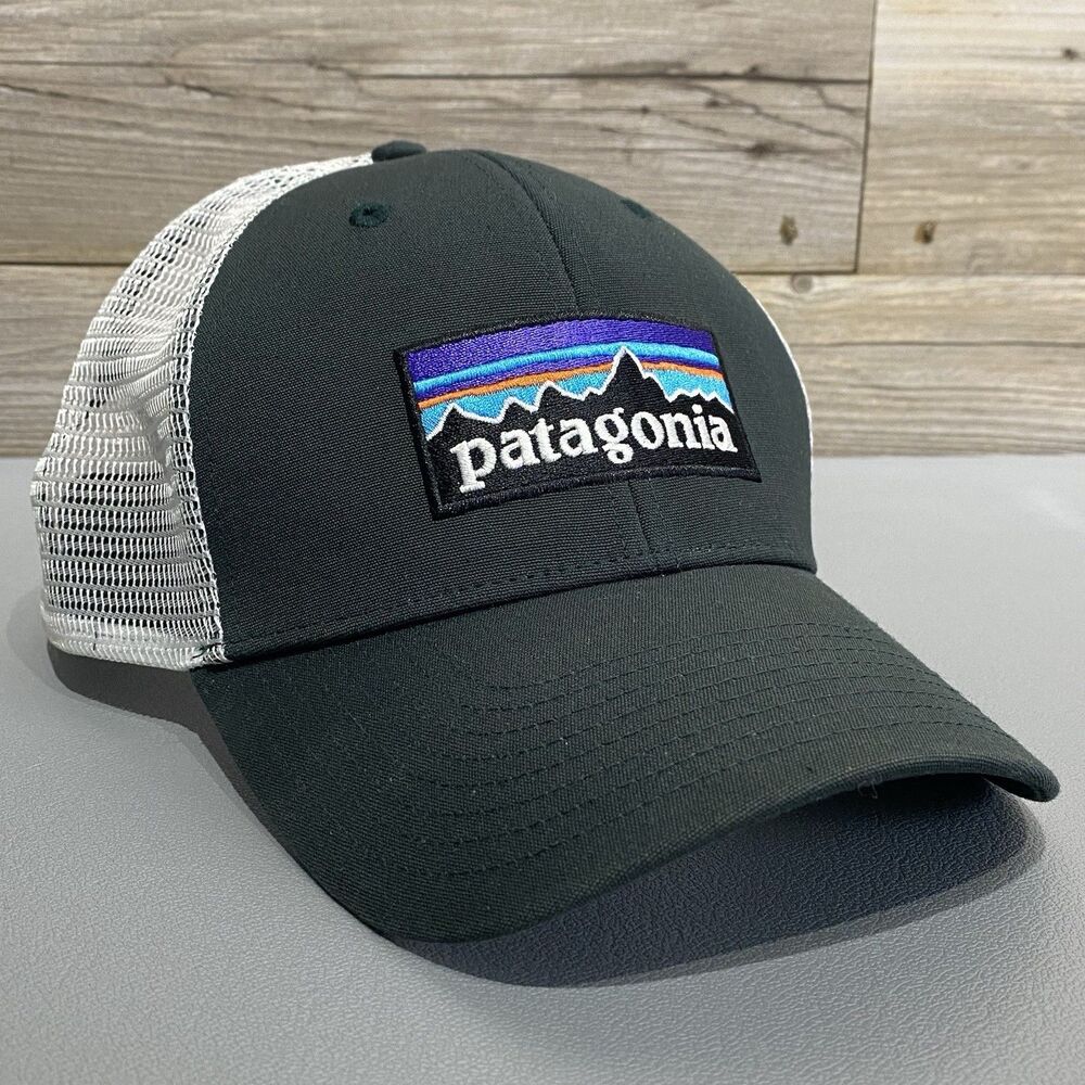Patagonia P-6 Logo Trucker Hat Mesh Snapback Cap Unisex Dark Green Gorpcore